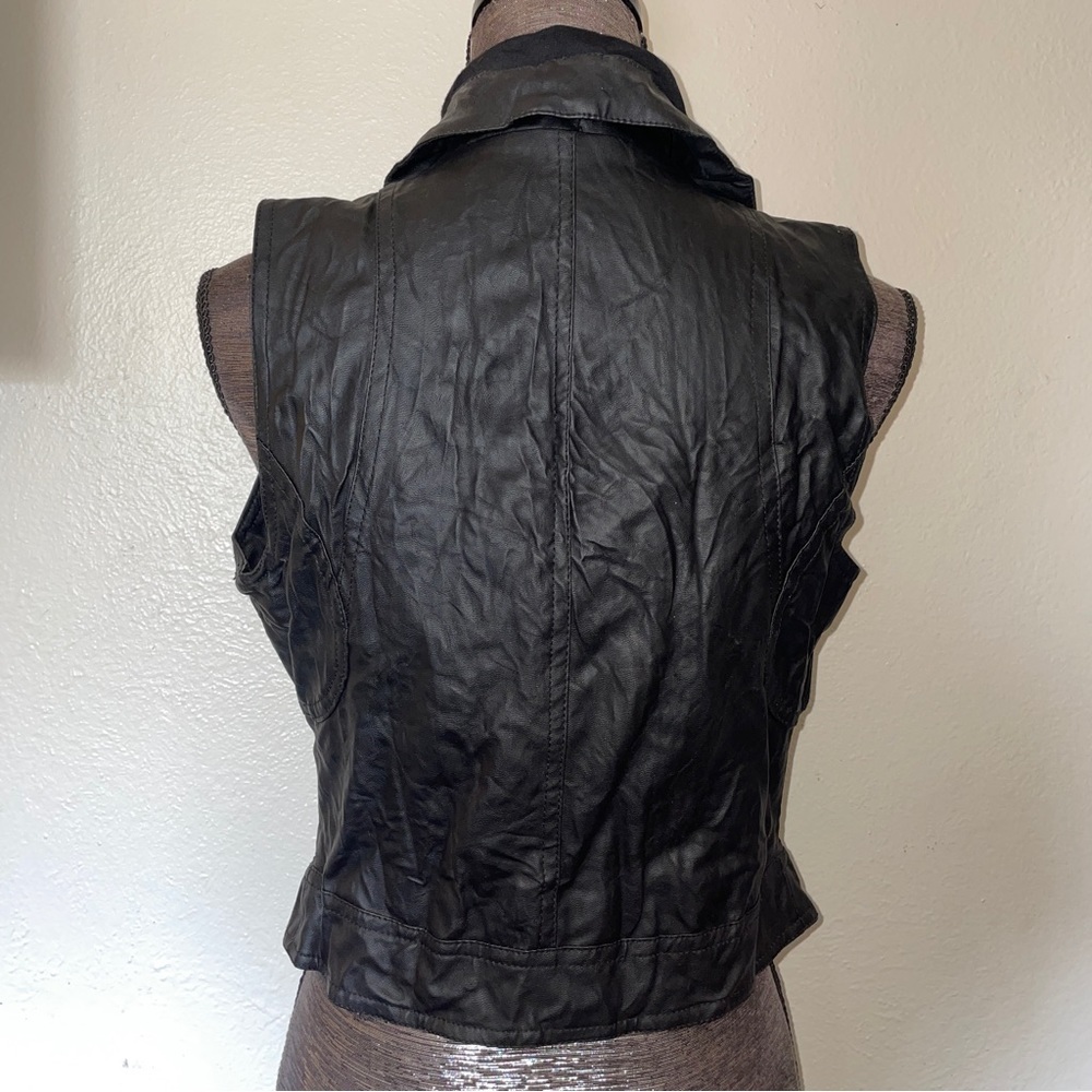 Sexy Modern Edgy Generation Brand Vest View 3